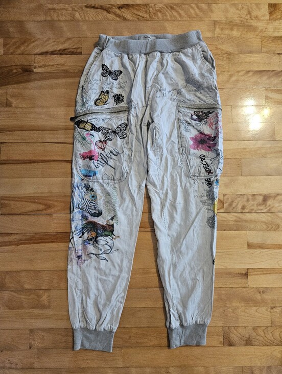 Desigual Pants - Desigual Trousers Miner-Style Pants Beige With Gorgeous Flowers Butterflys Eyes